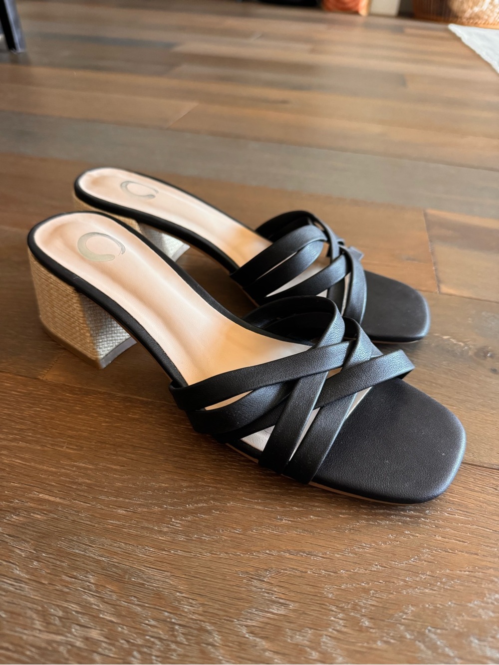 Journee Collection Women's Moree Open Square Toe Block Heel Sandals